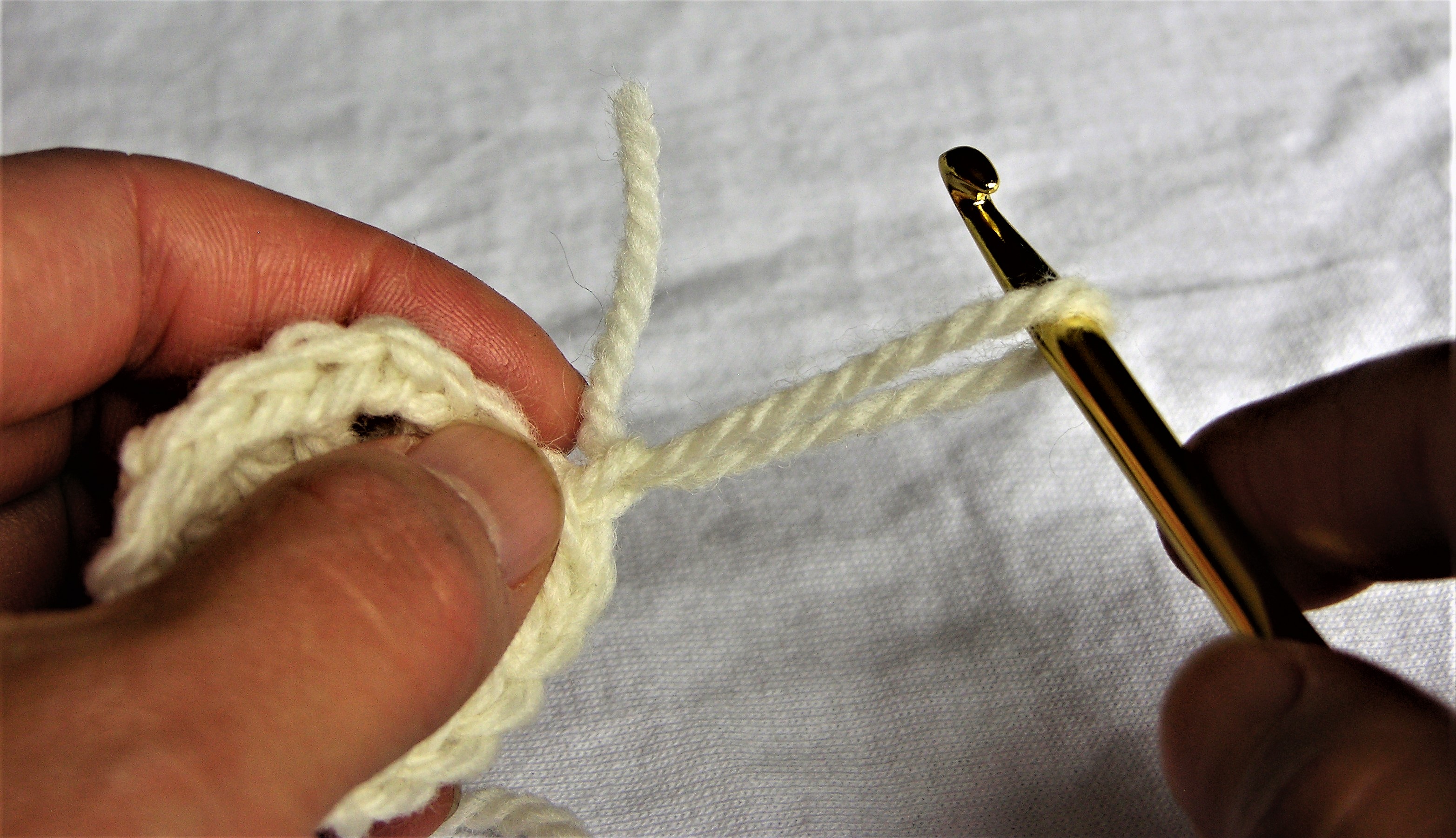 29 finish off extend yarn.JPG