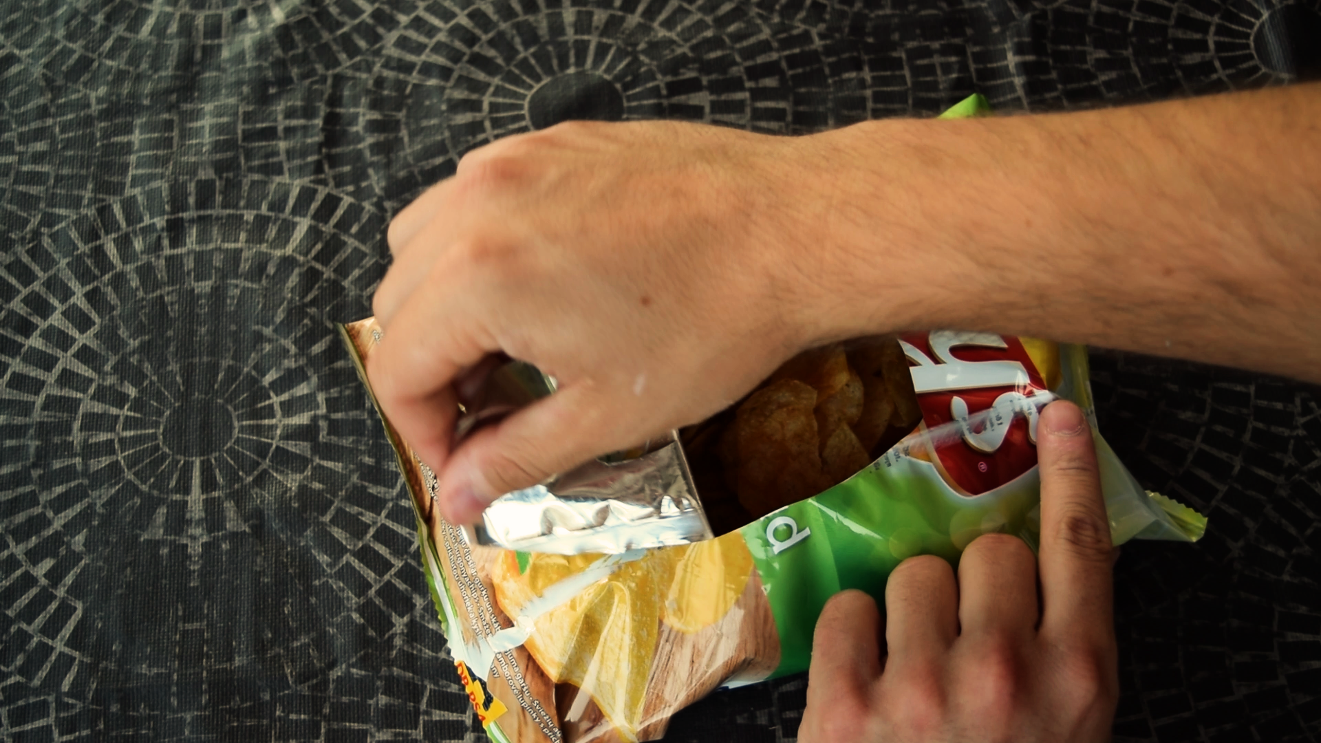 3 Chips Lifehacks_freeze22.bmp