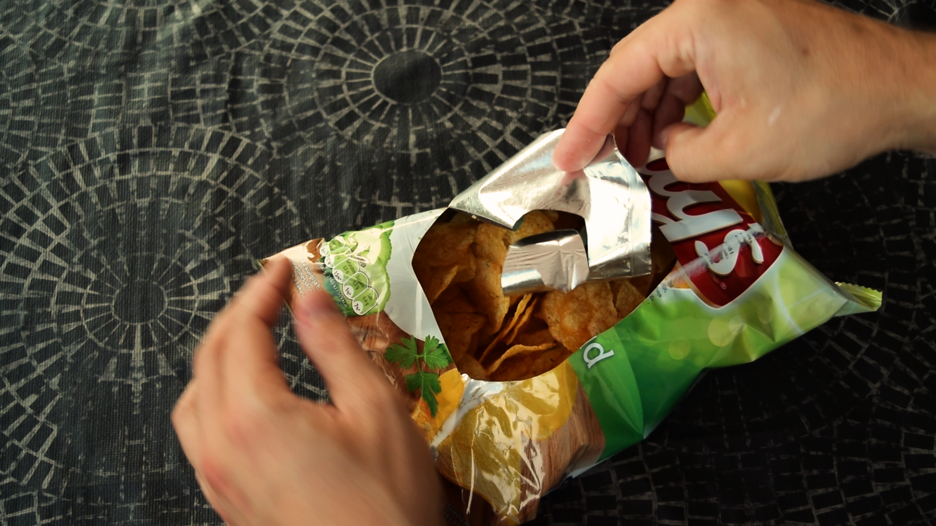 3 Chips Lifehacks_freeze23.bmp