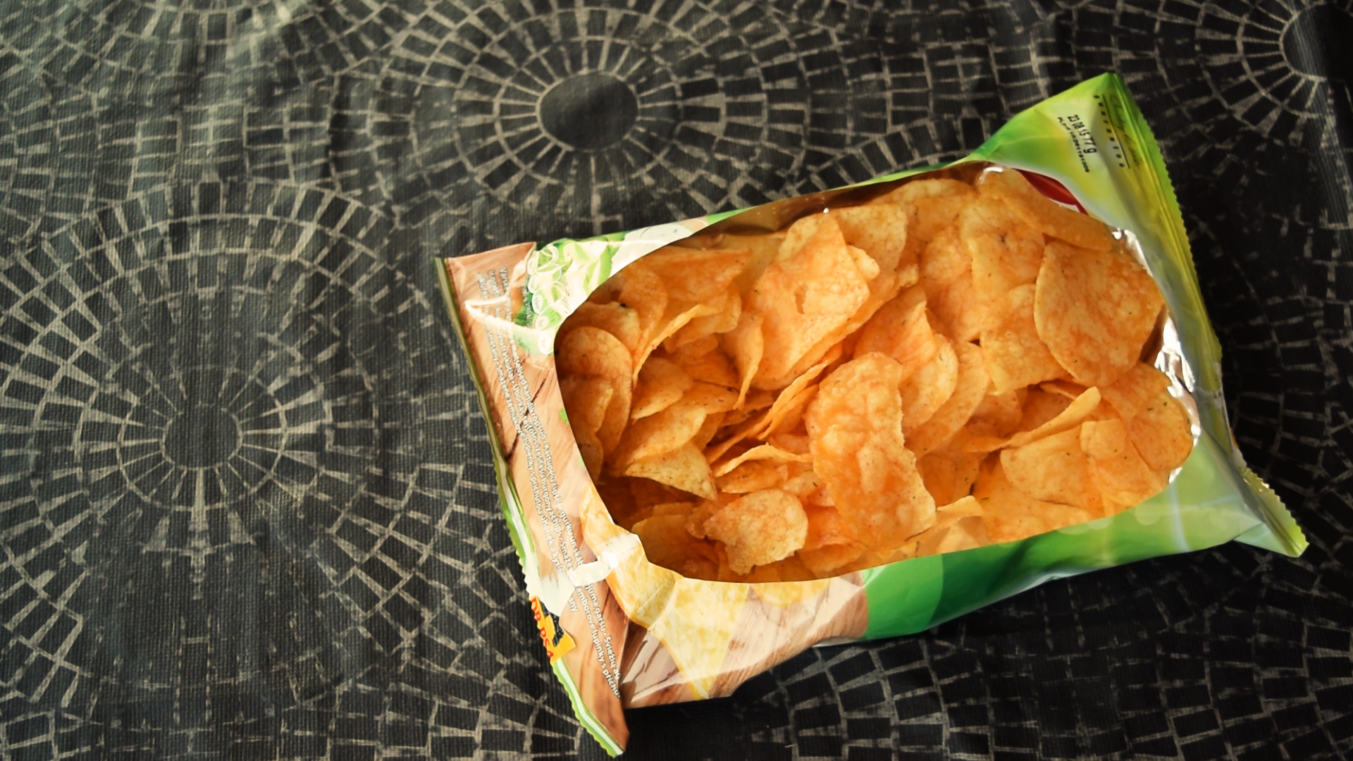 3 Chips Lifehacks_freeze26.bmp