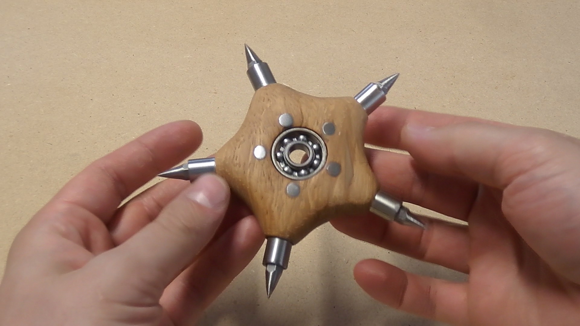 3-IN-ONE Fidget Spinner - Shuriken, Slingshot, Multi-Bit Screwdriver (83).jpg