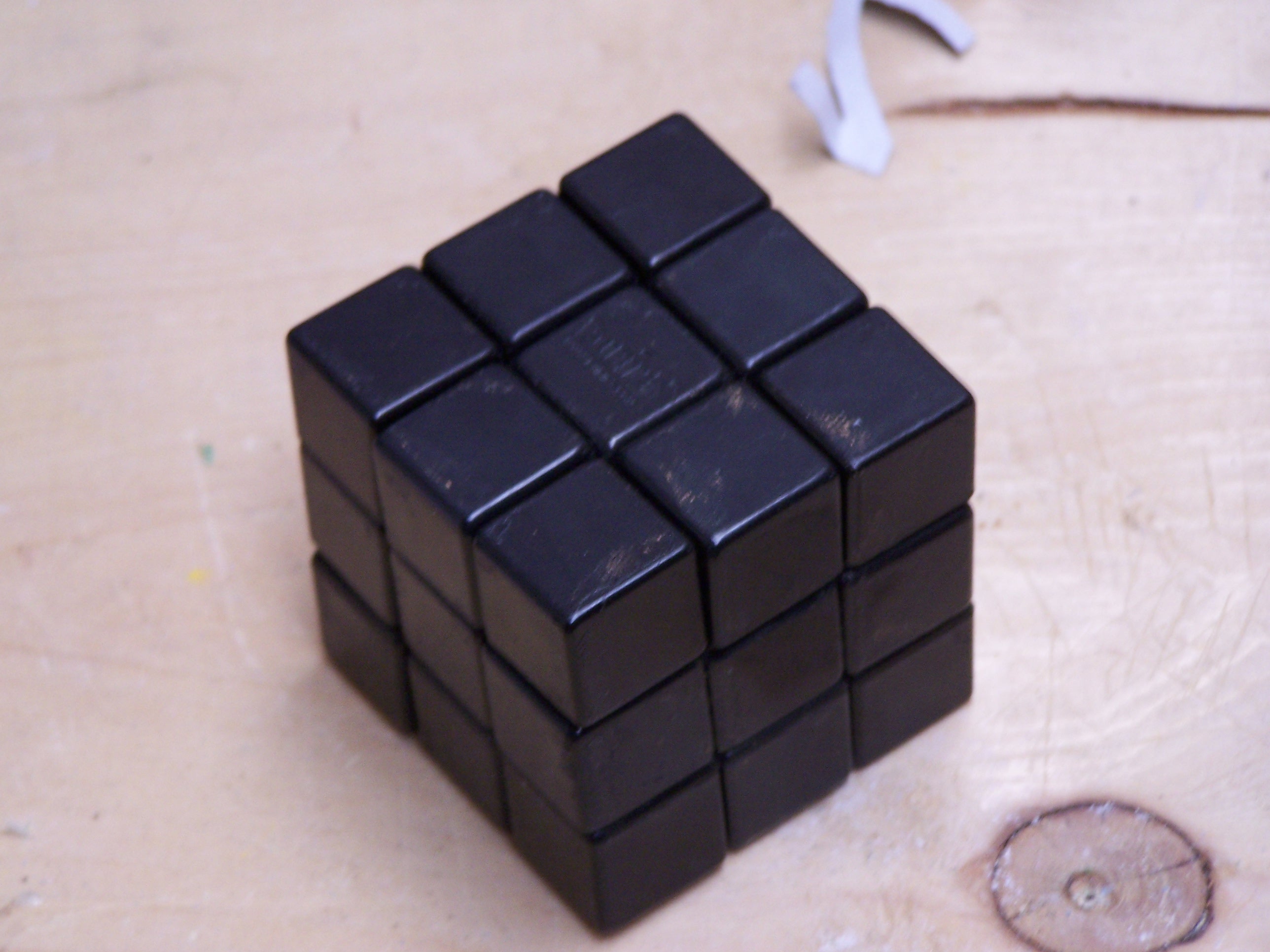 3blackcube.JPG