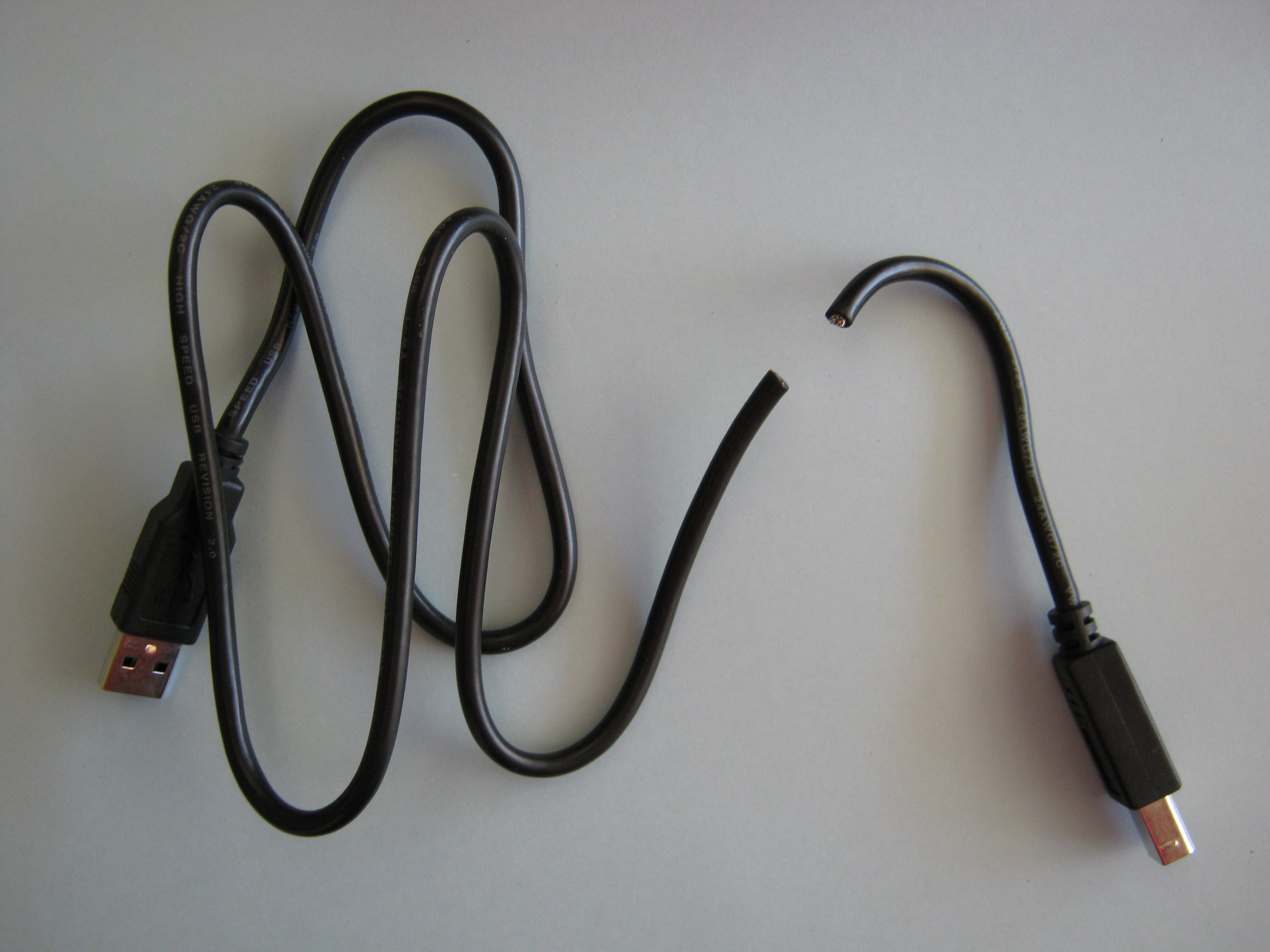 4 - 1 - Assemble RBG Power Cable.JPG