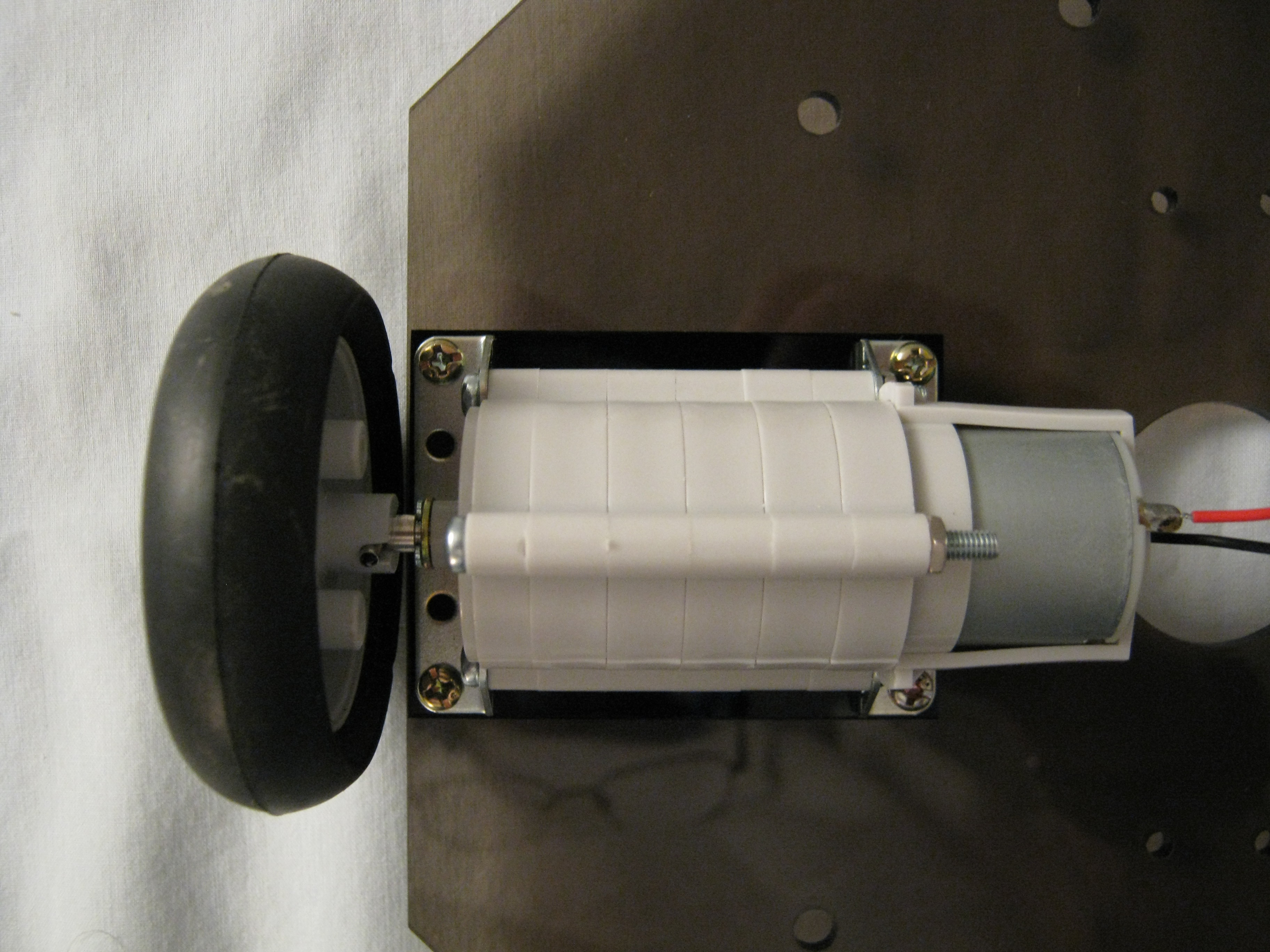 4 - 2 - Mount Motor - Top.JPG