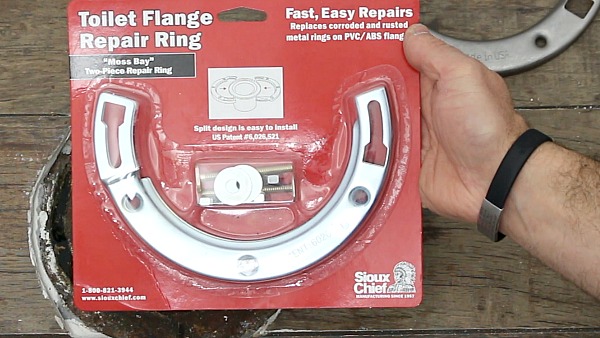 4 - Toilet Flange Repair Ring 600.jpg