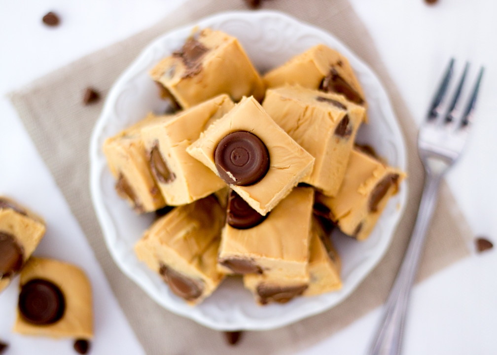 4 Ingredient Rolo Caramel Fudge-7.jpg