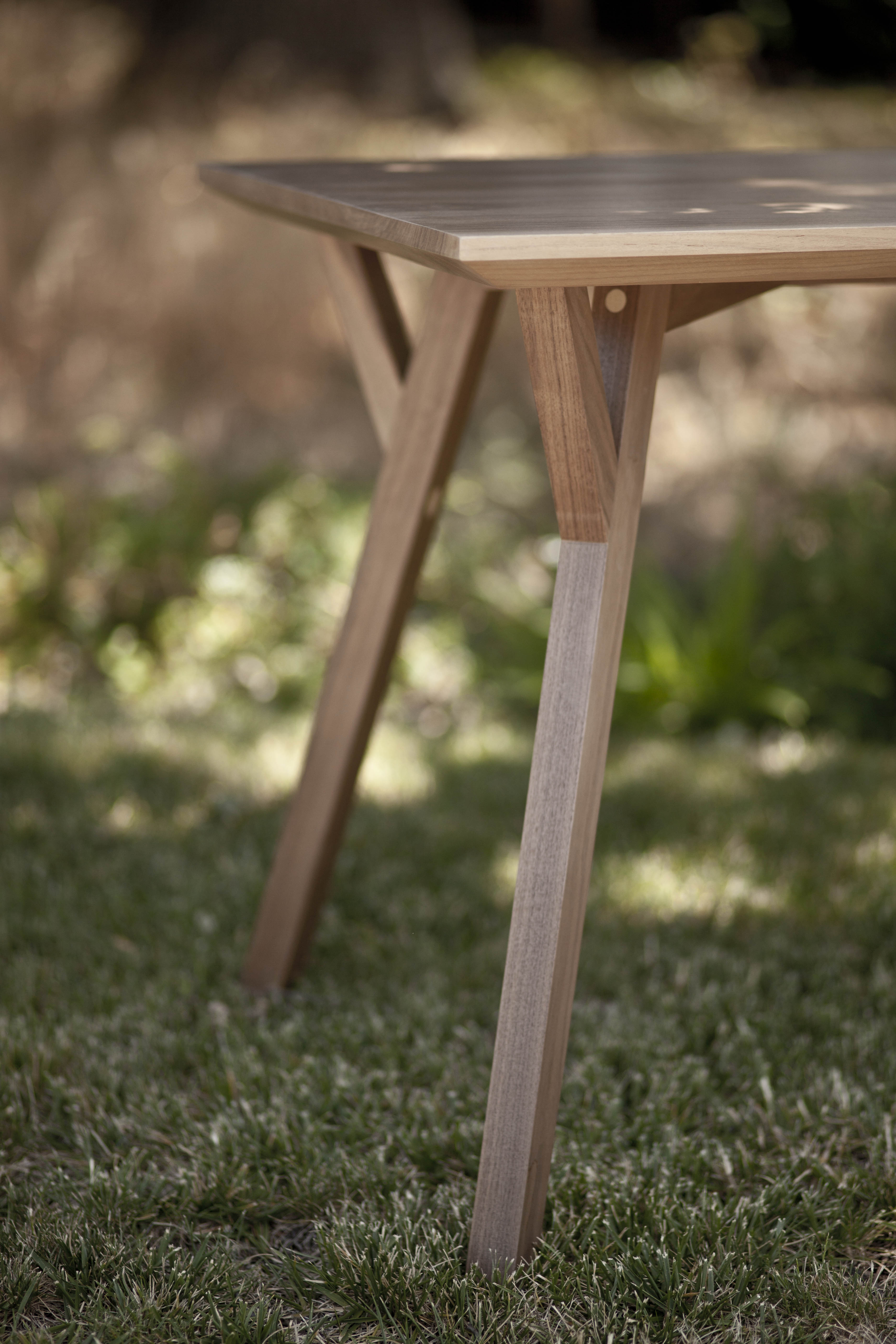 42_table.jpg