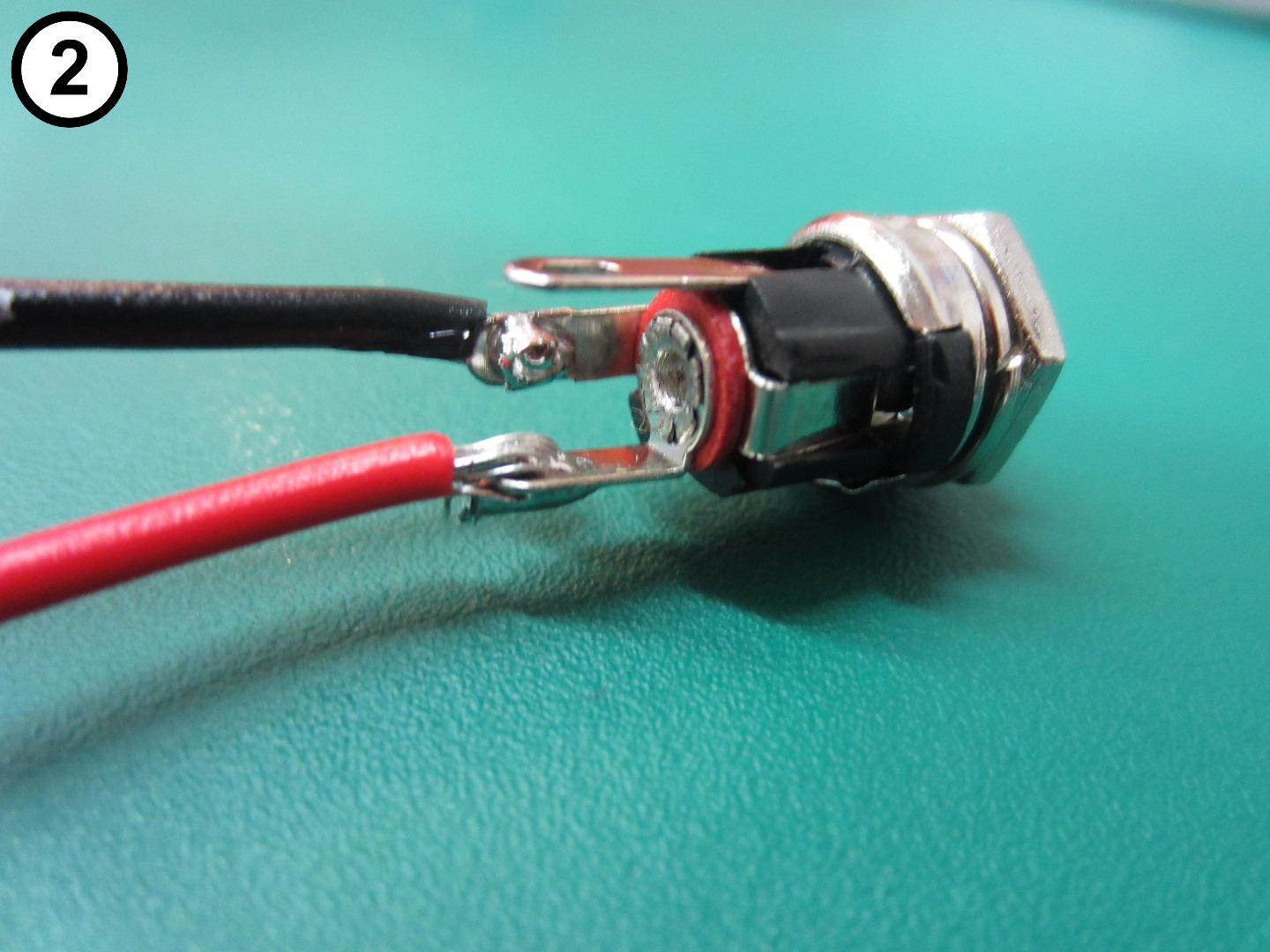 5 - 2 - Solder wires.JPG