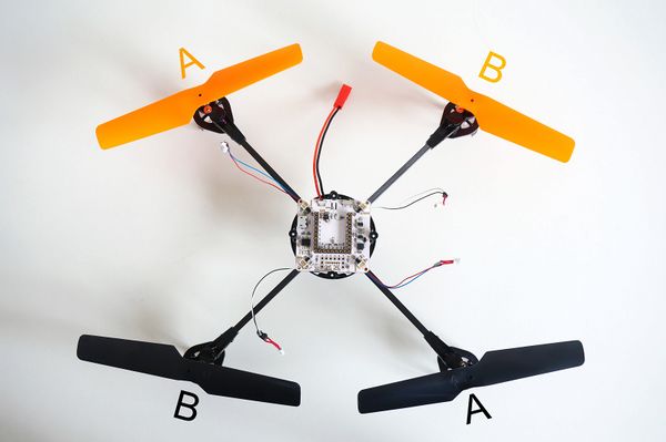 600px-Microduino_QuadCopter_setup2.3.jpg