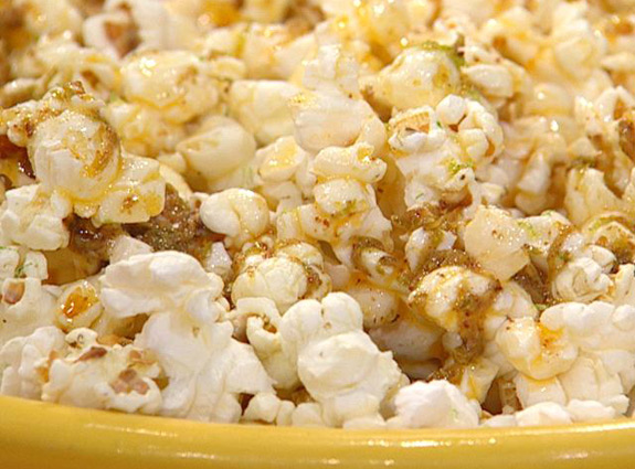 6053ChiliLimePopcorn2_575.jpg