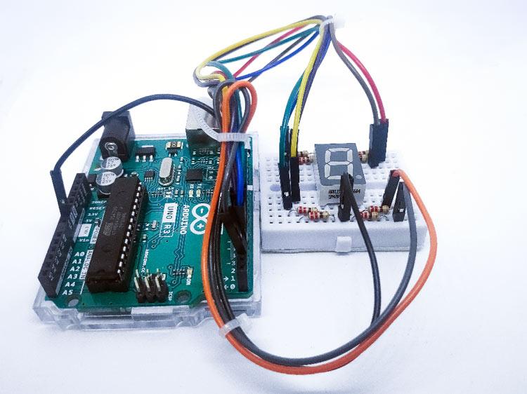 7-Segment-Display-Arduino.jpg