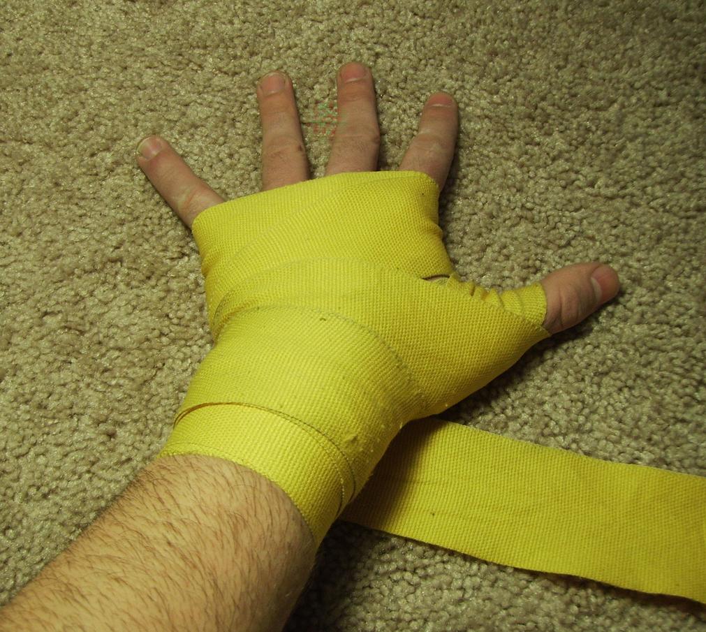 8 continue wrist wrap.JPG