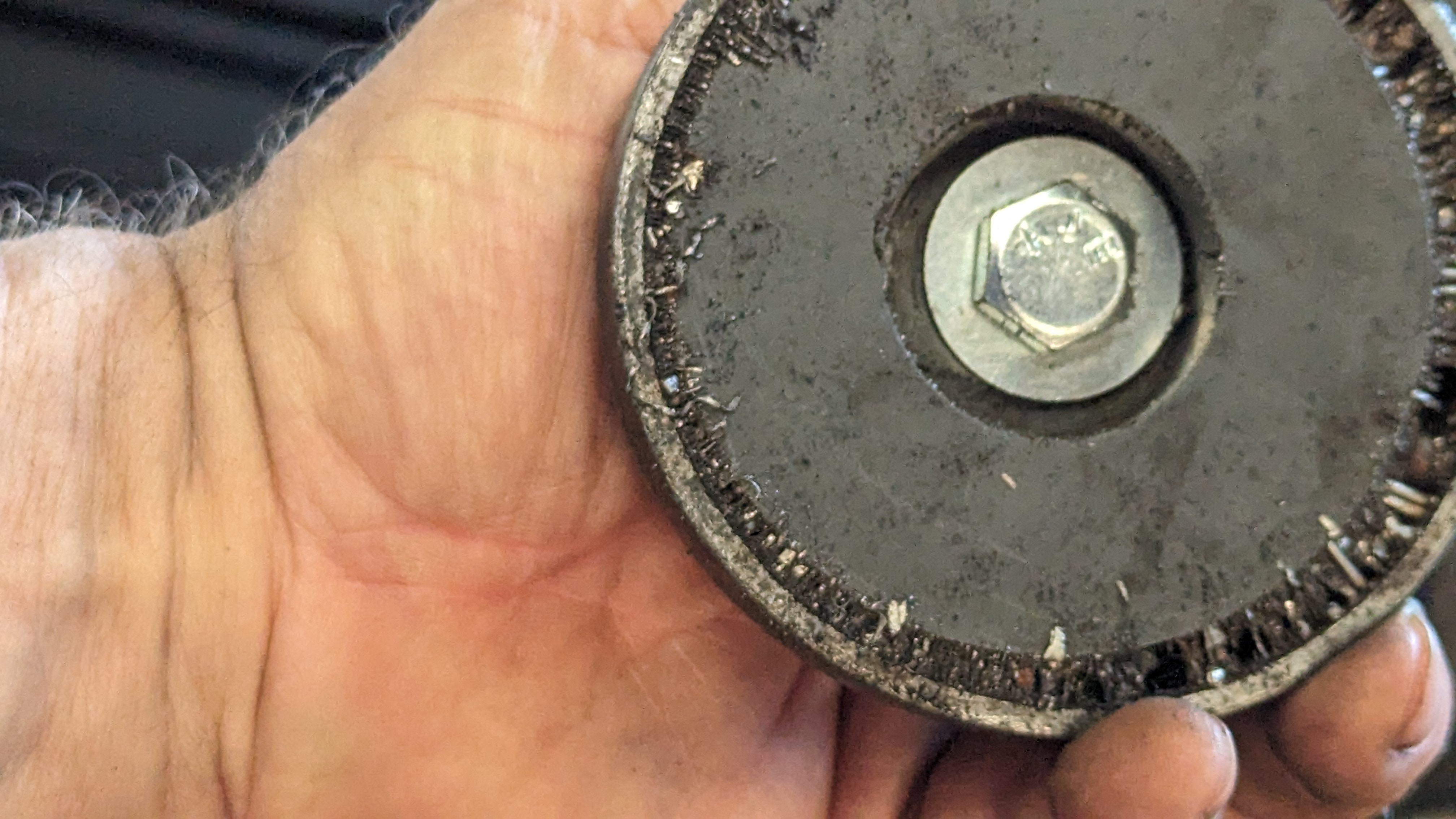 9 Place Washer on bottom of magnet.png