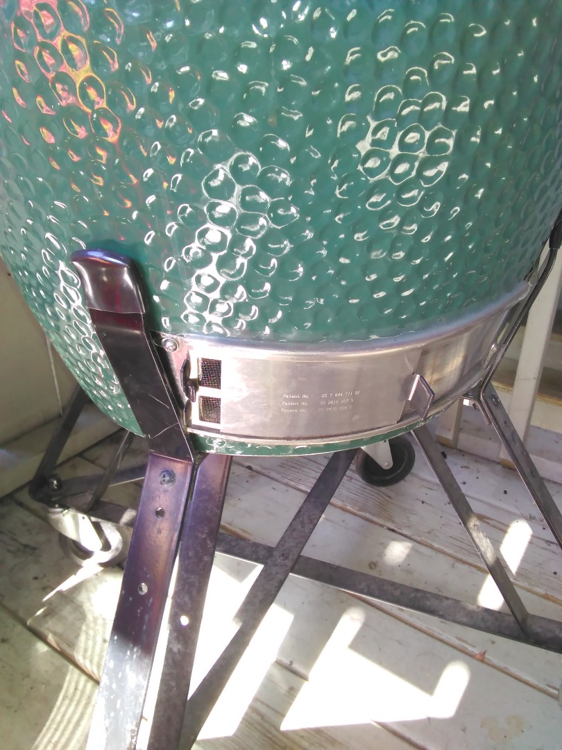 9-Big Green Egg Bottom Vent.jpg