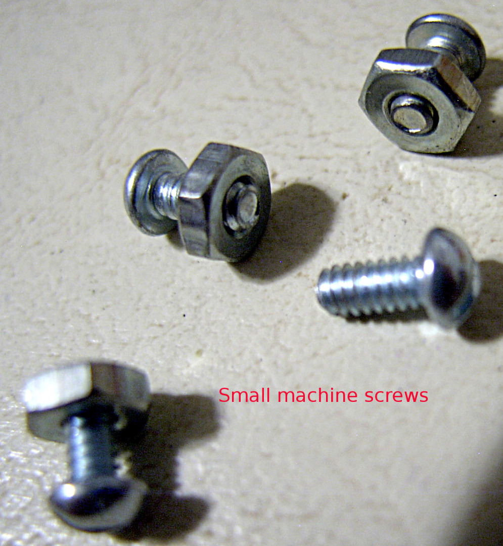 99.04.screws.jpg