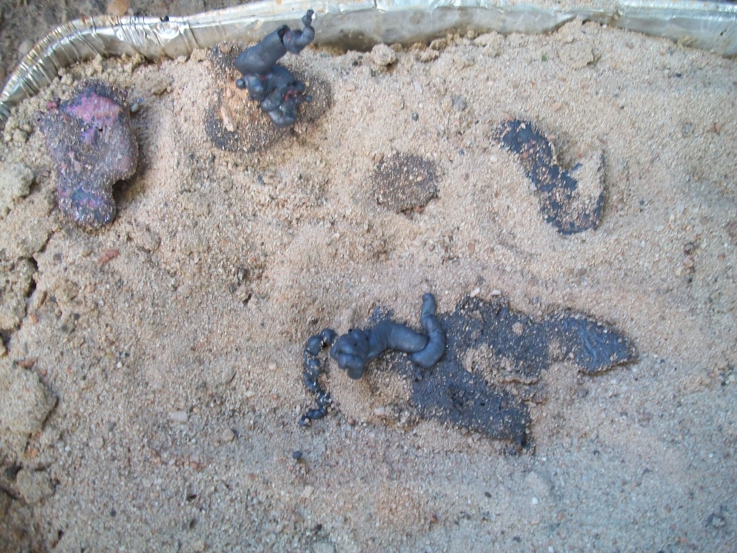 A cooling copper in sand.JPG