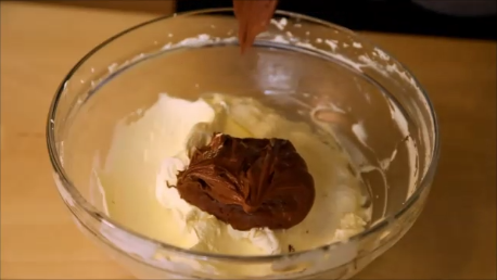 Adding nutella Mixture to Cream mixture.png