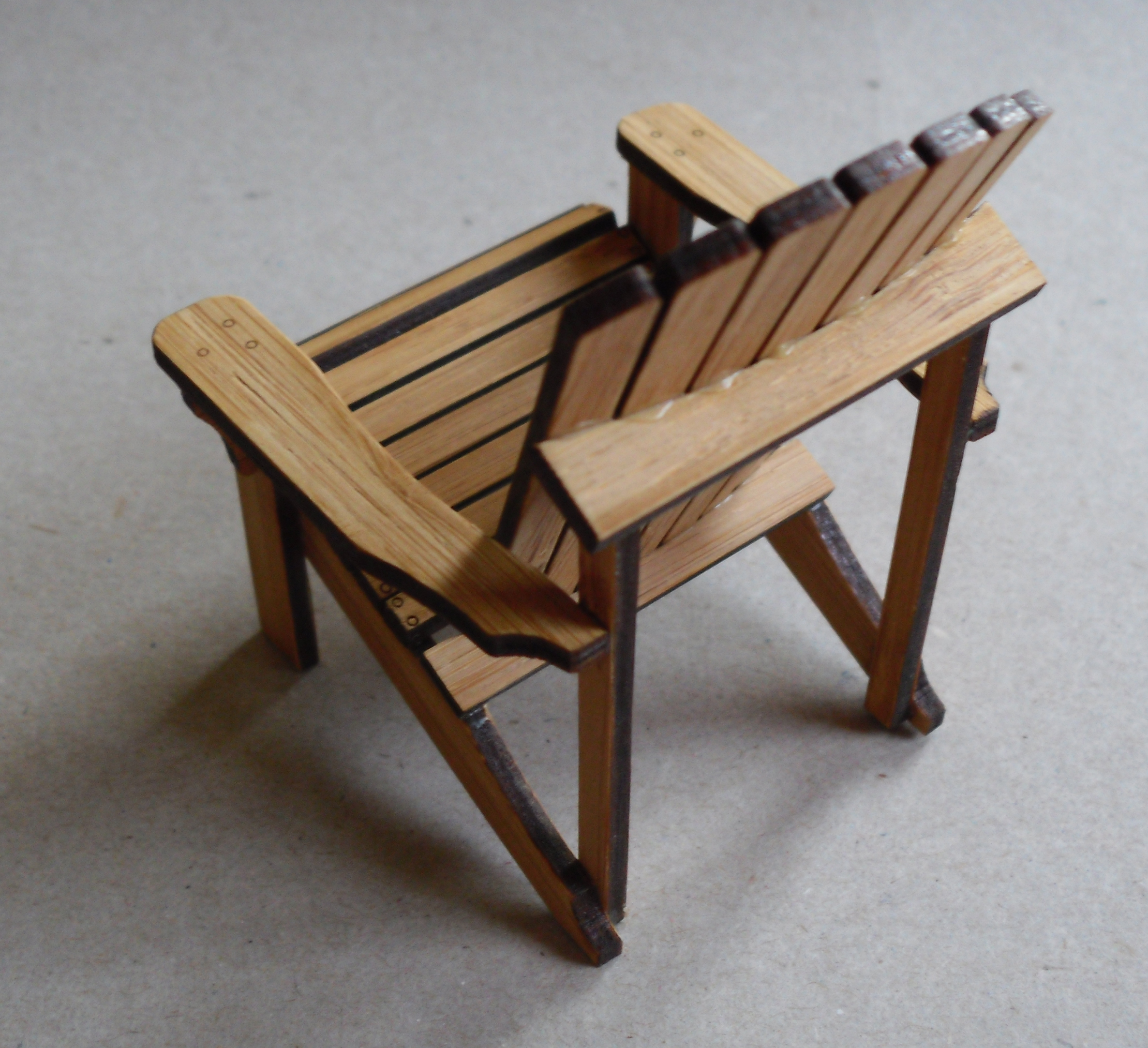 Adirondack_Chair_02.jpg