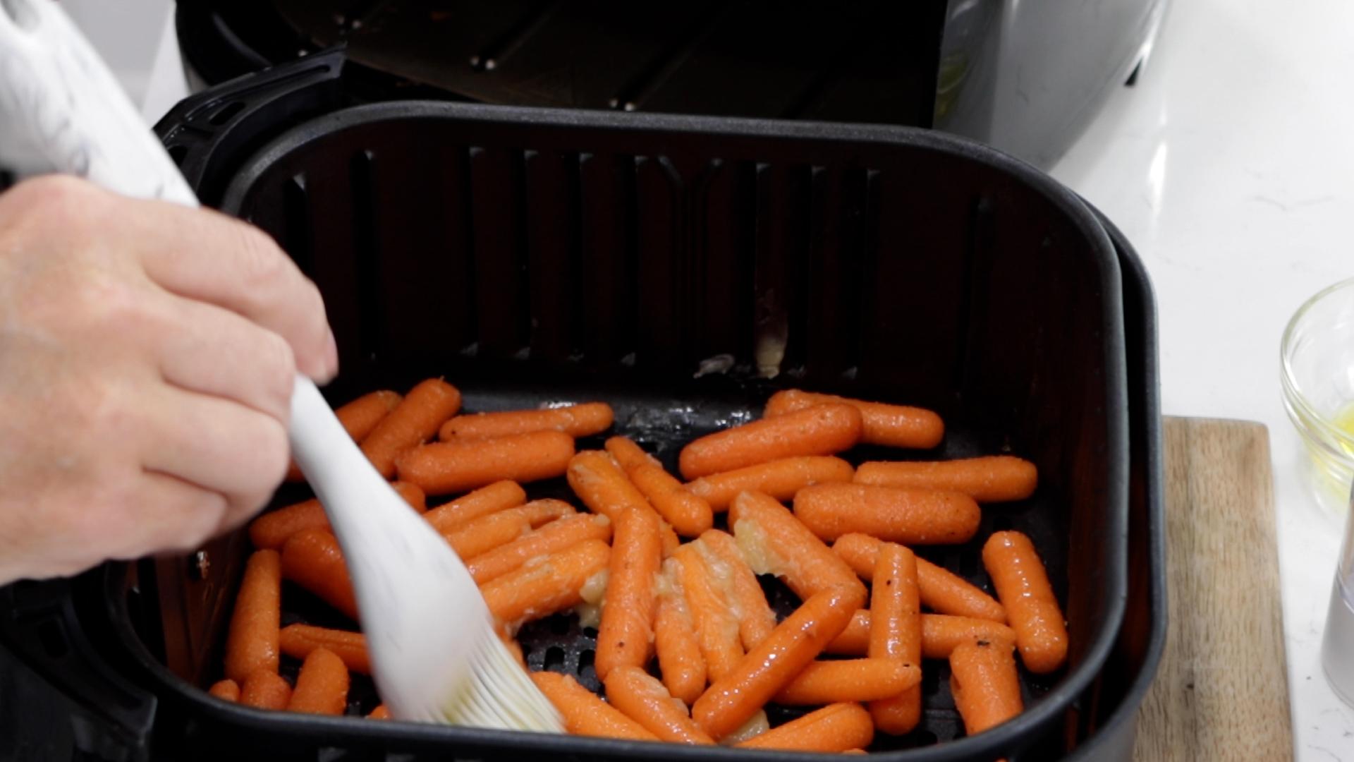 Air Fryer Carrots Recipe.00_03_08_22.Still006.jpg