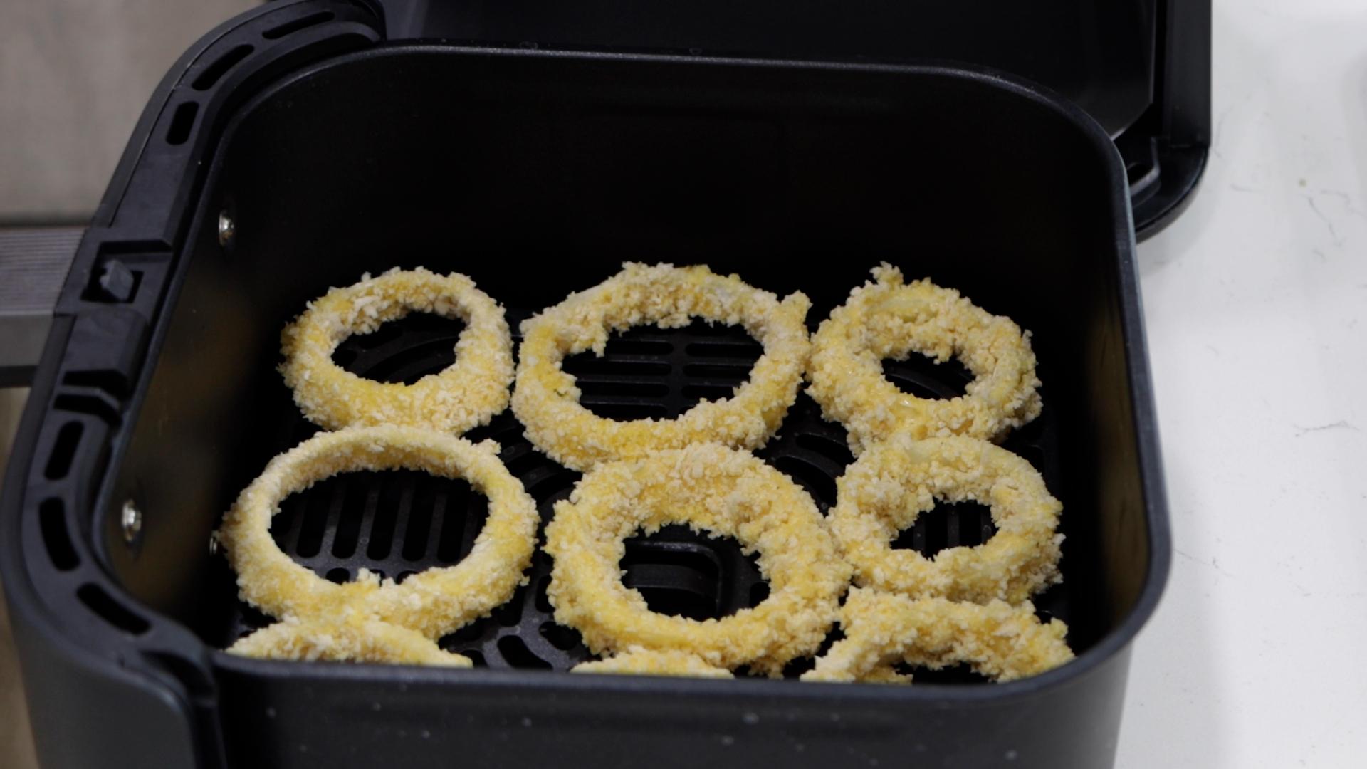 Air Fryer Onion Rings.00_04_15_04.Still008.jpg