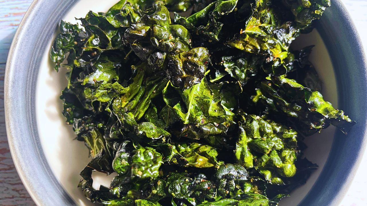 Air fryer Kale Chips 8.jpg