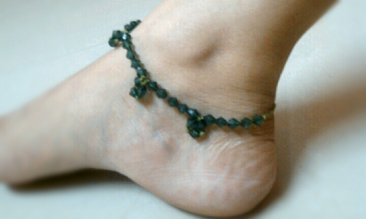 Anklet1-e (2).jpg