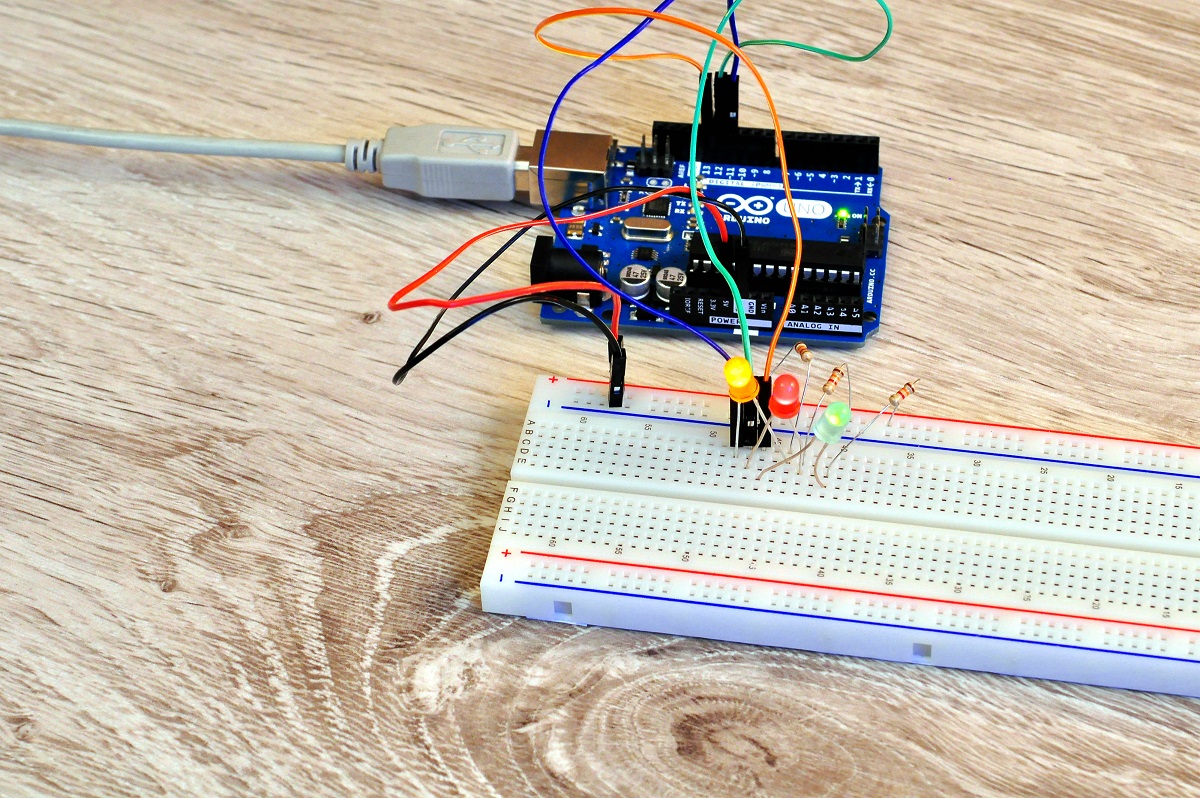 ArduShield_AwesomePCB_reduce cable_1_s.jpg