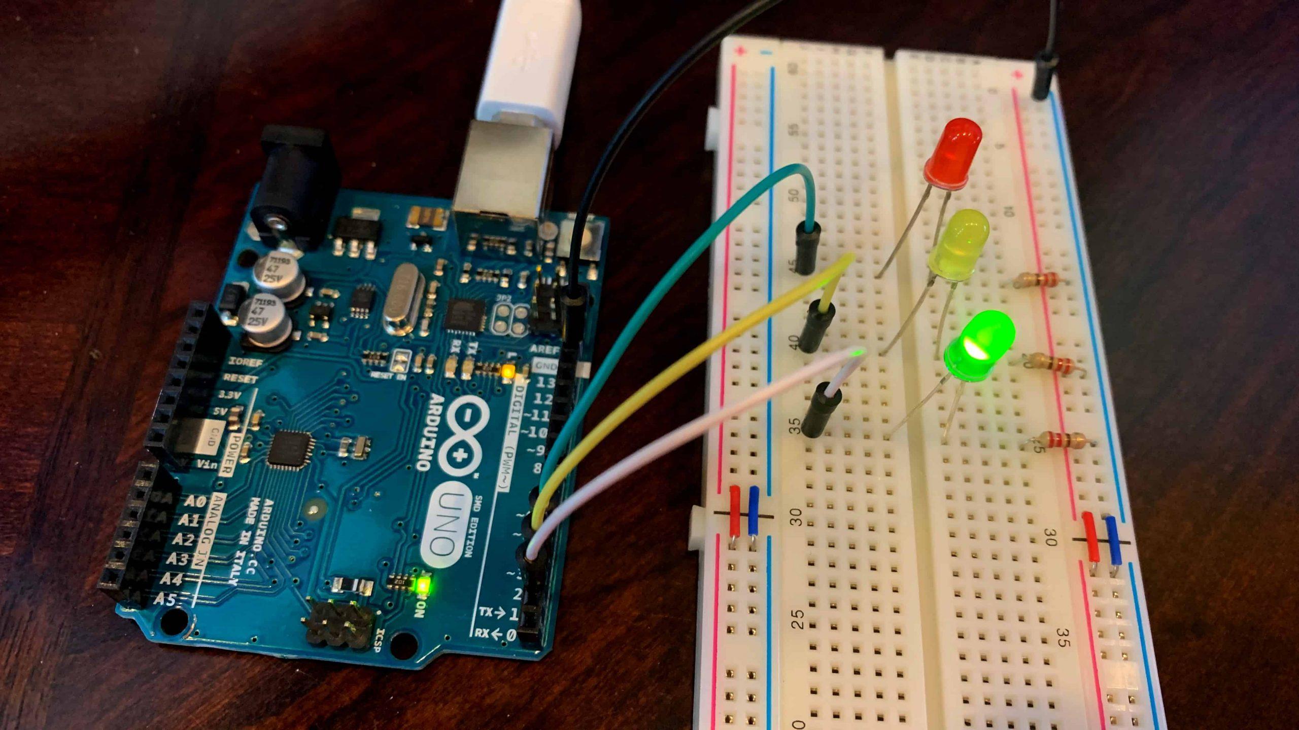 Arduino-Traffic-Light-Project-0001-hero-scaled.jpg