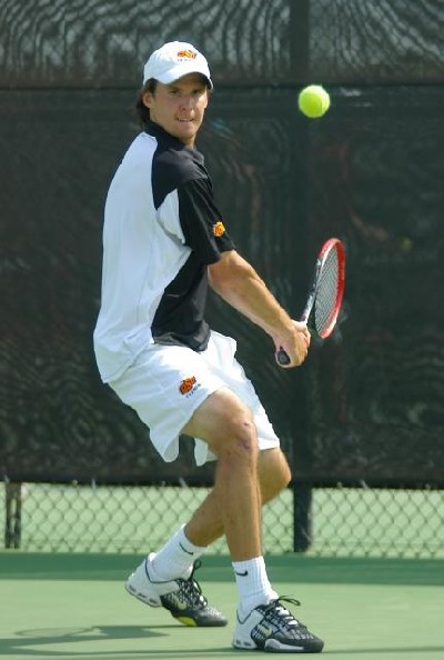 Artsem Burmistrau backhand.jpg