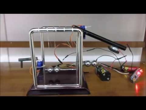 Automated Newtons Cradle