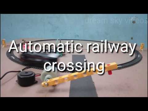 Automatic railway crossing using Arduino