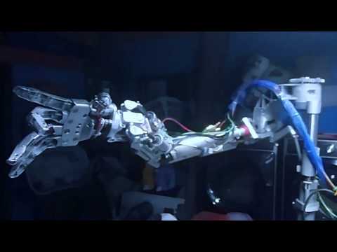 BARTOLOBOT HUMANOID ARM TEST NO4