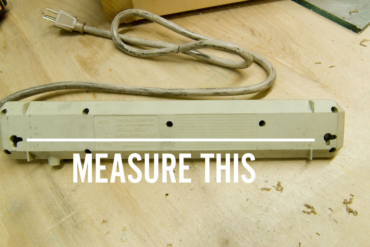 BASE_0002_POWERSTRIP_MEASURE.jpg