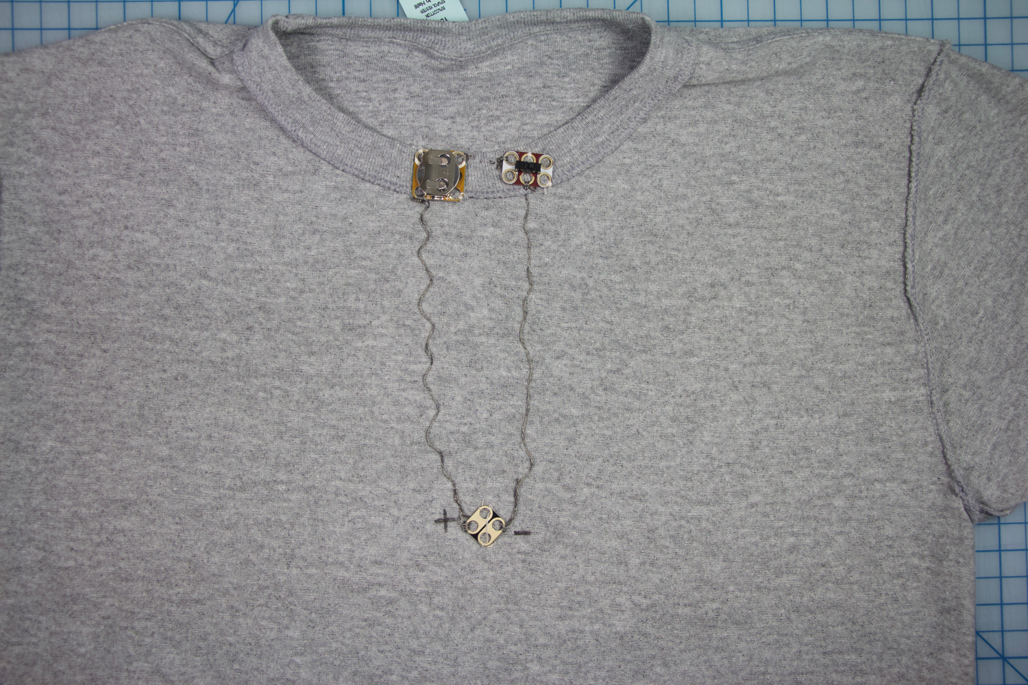 BDG BB8 T-Shirt_ - 10.jpg