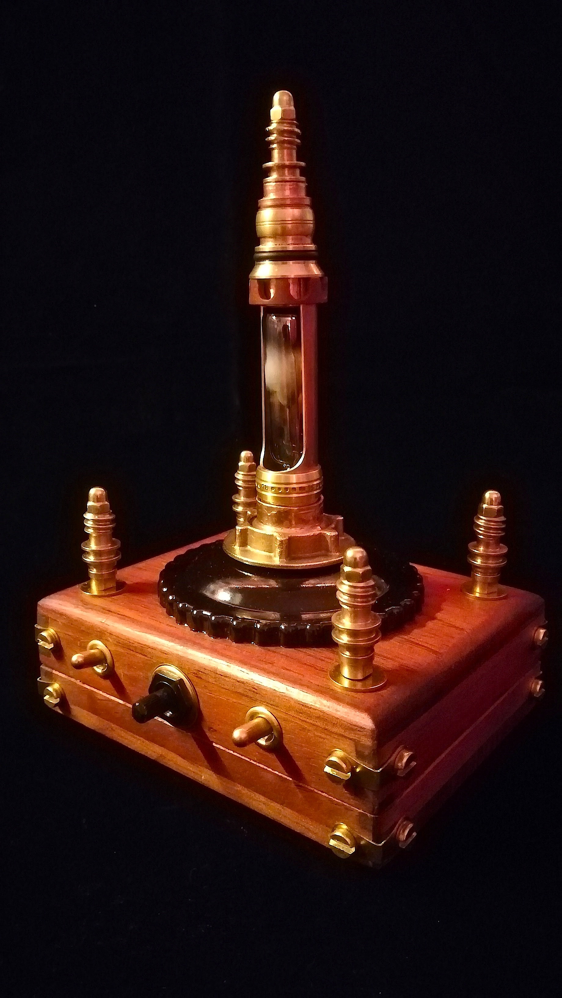 BOX-Light-off.jpg