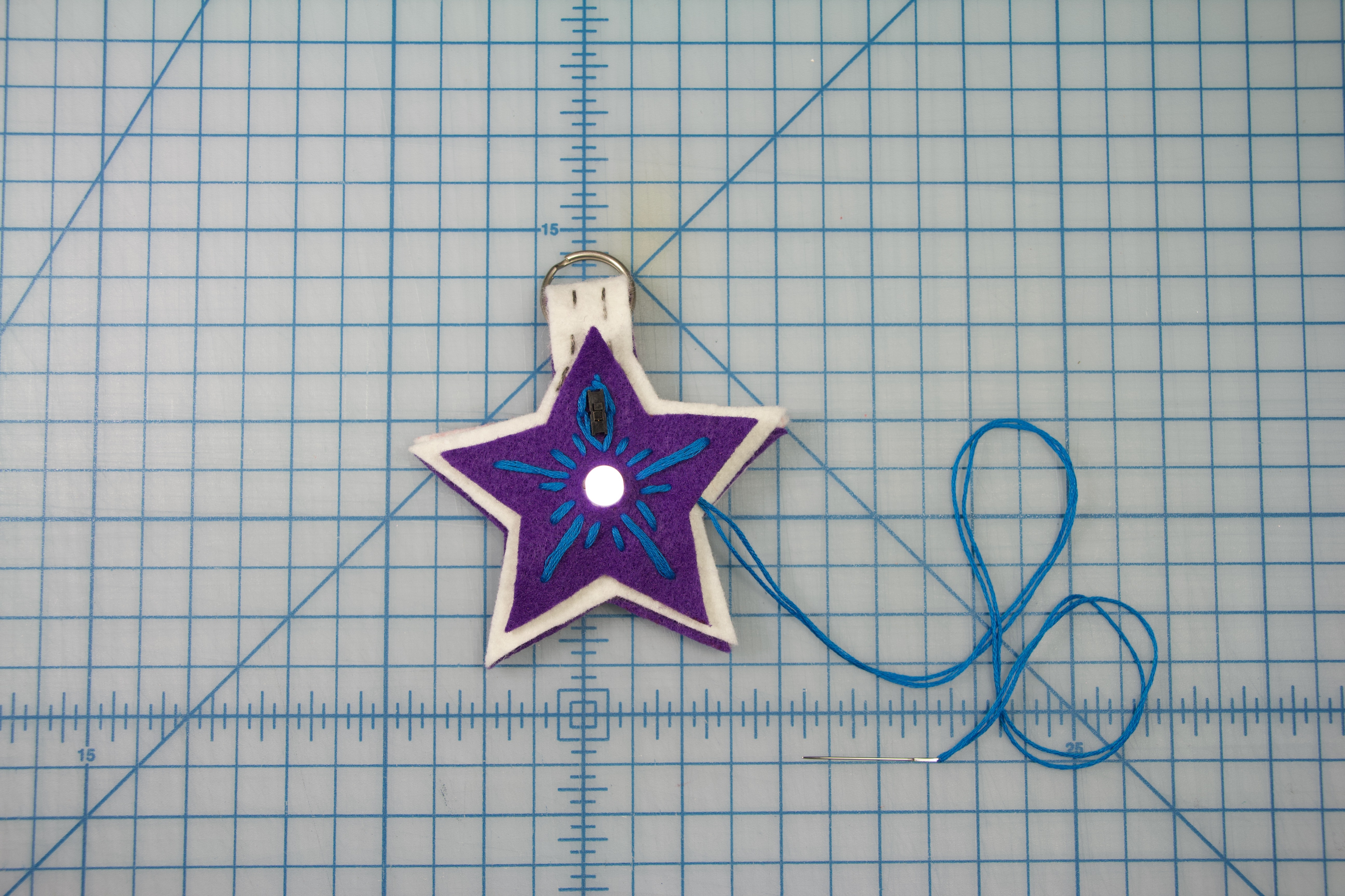 Backpack Keychain Light - 17.jpeg