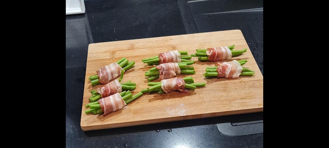 Bacon Wrapped String Beans.jpg