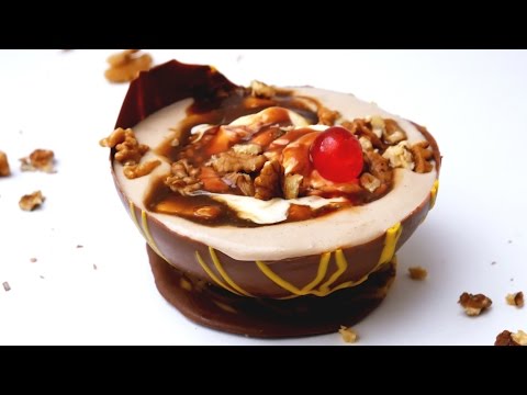 Banoffee Banana Split Pudding in Chocolate Balloon Bowls - Treat Factory