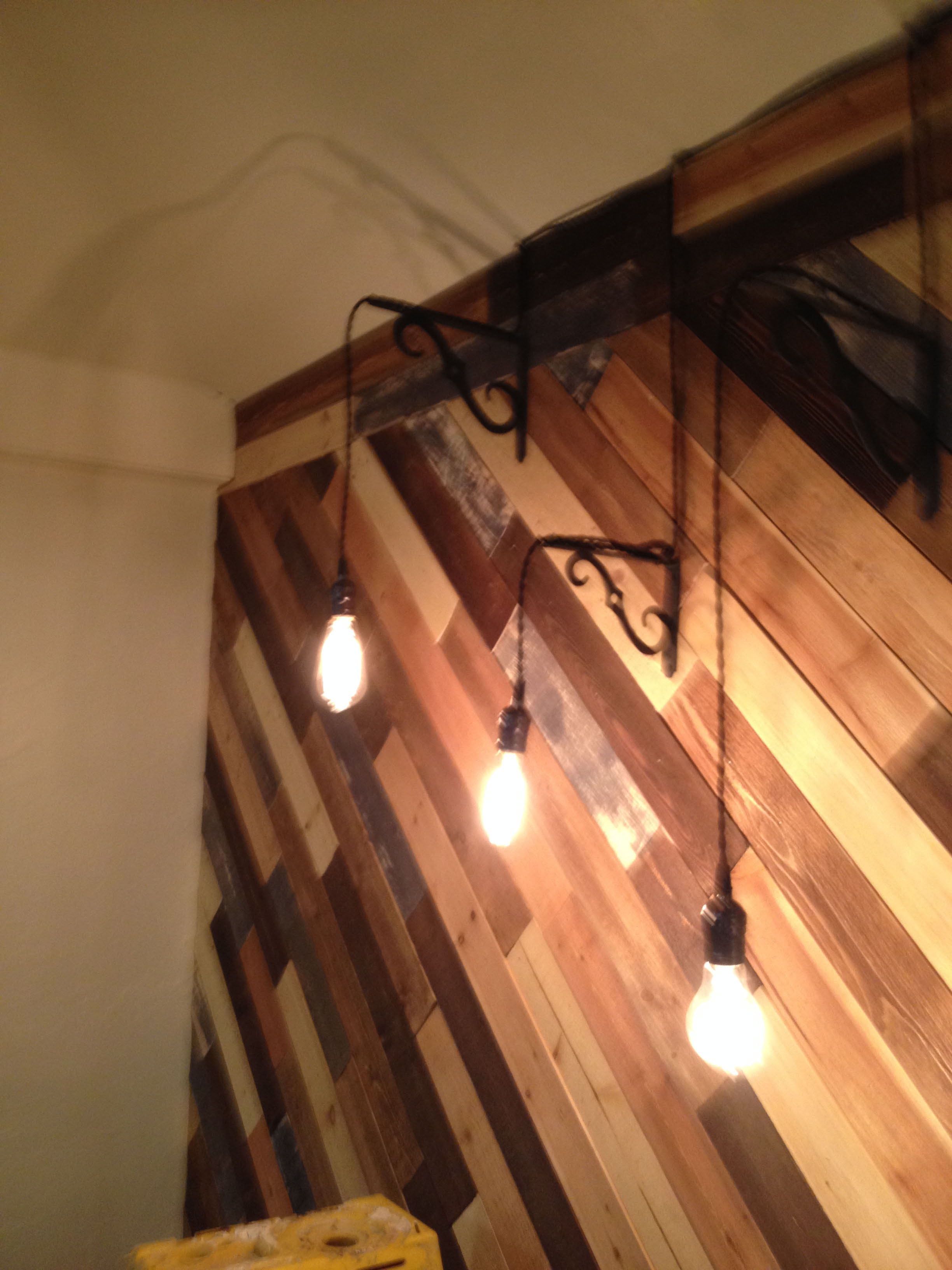 Barnwood Wall-02.jpg