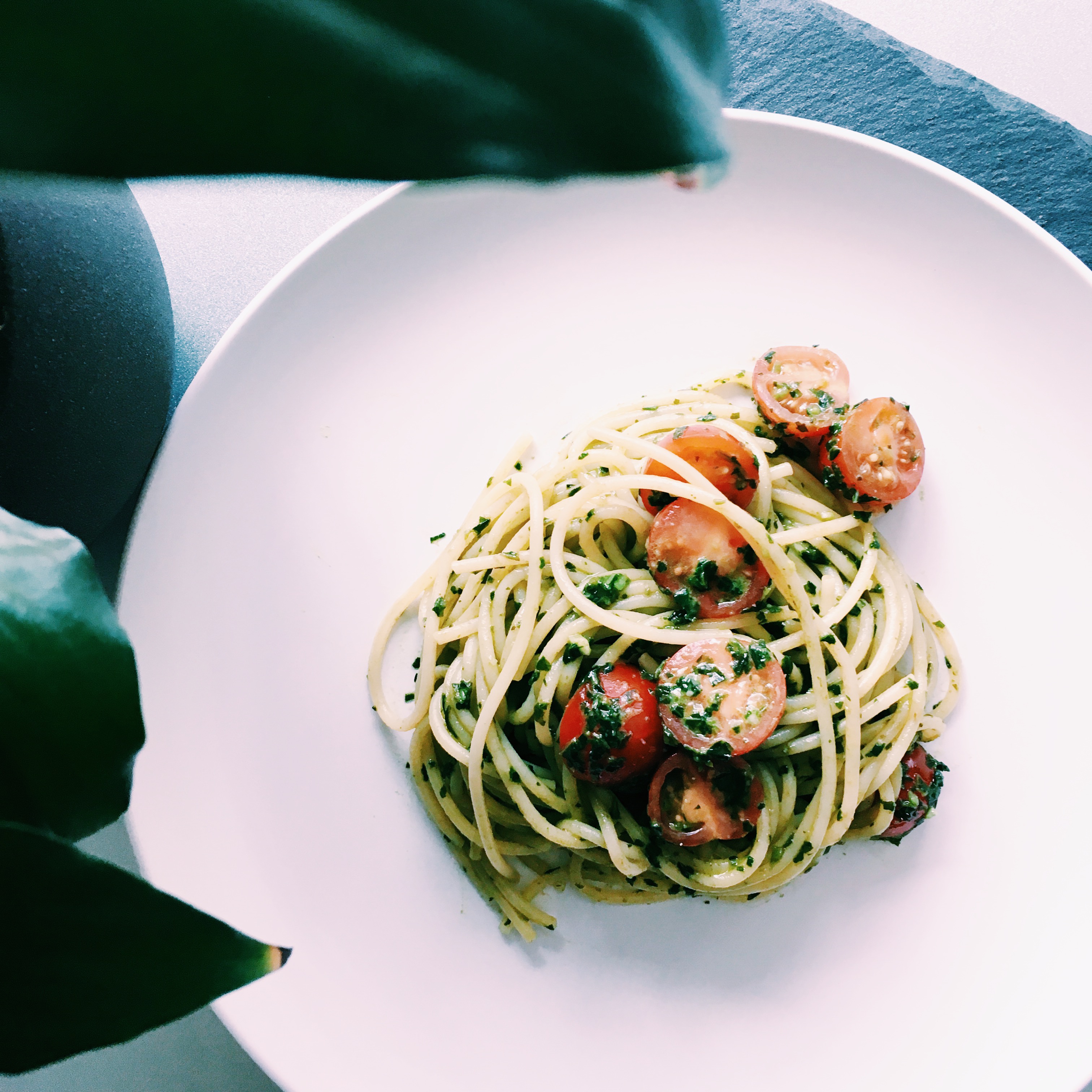 Basil Pesto Tomato Pasta.jpeg