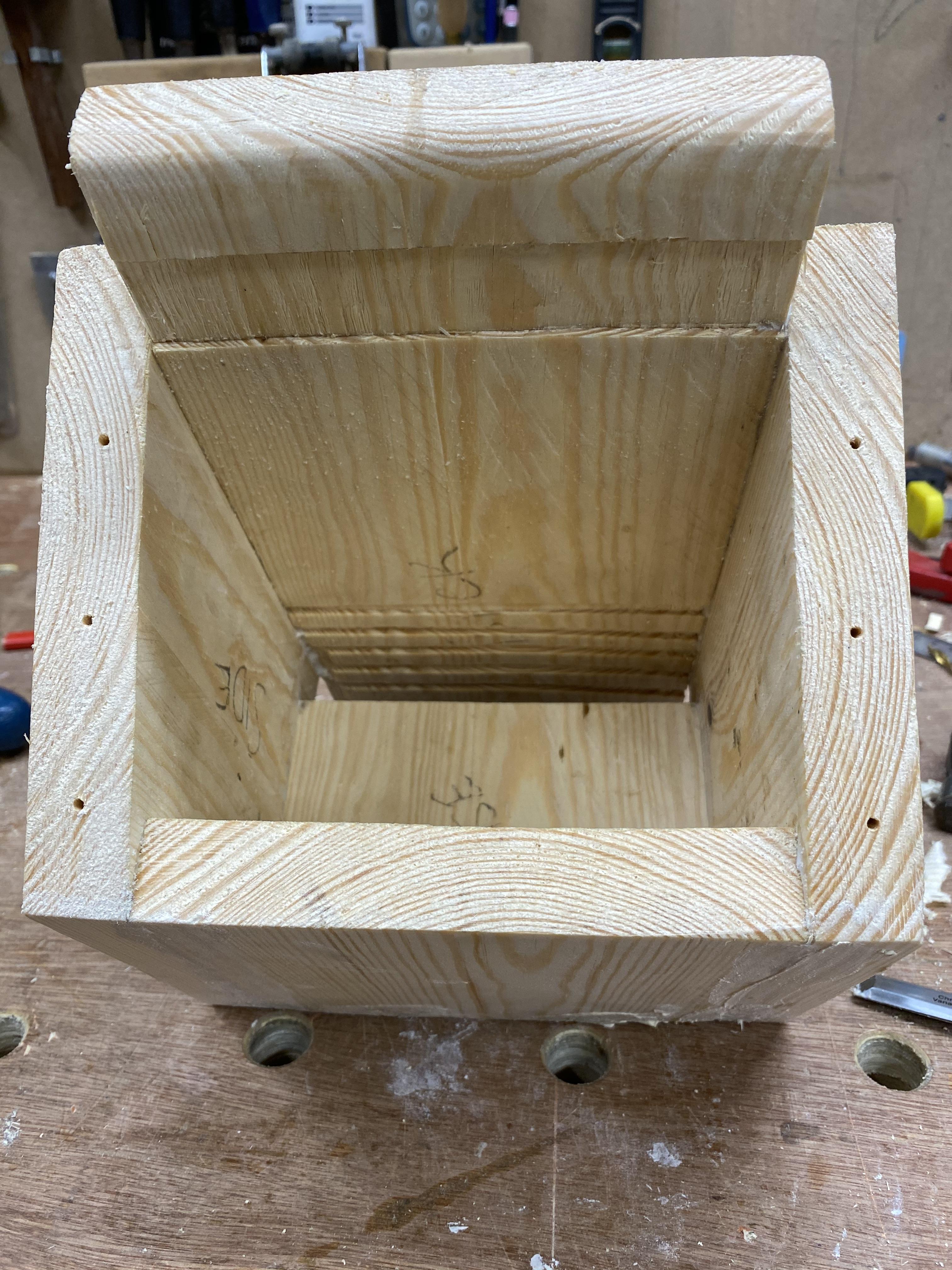 Bat box 31.jpeg