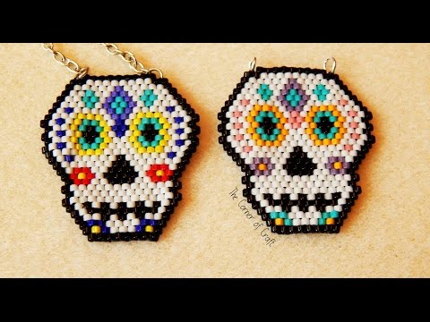 Beaded Sugar Skull // Brick Stitch and Bead Weaving// How To &amp;brvbar; The Corner of Craft