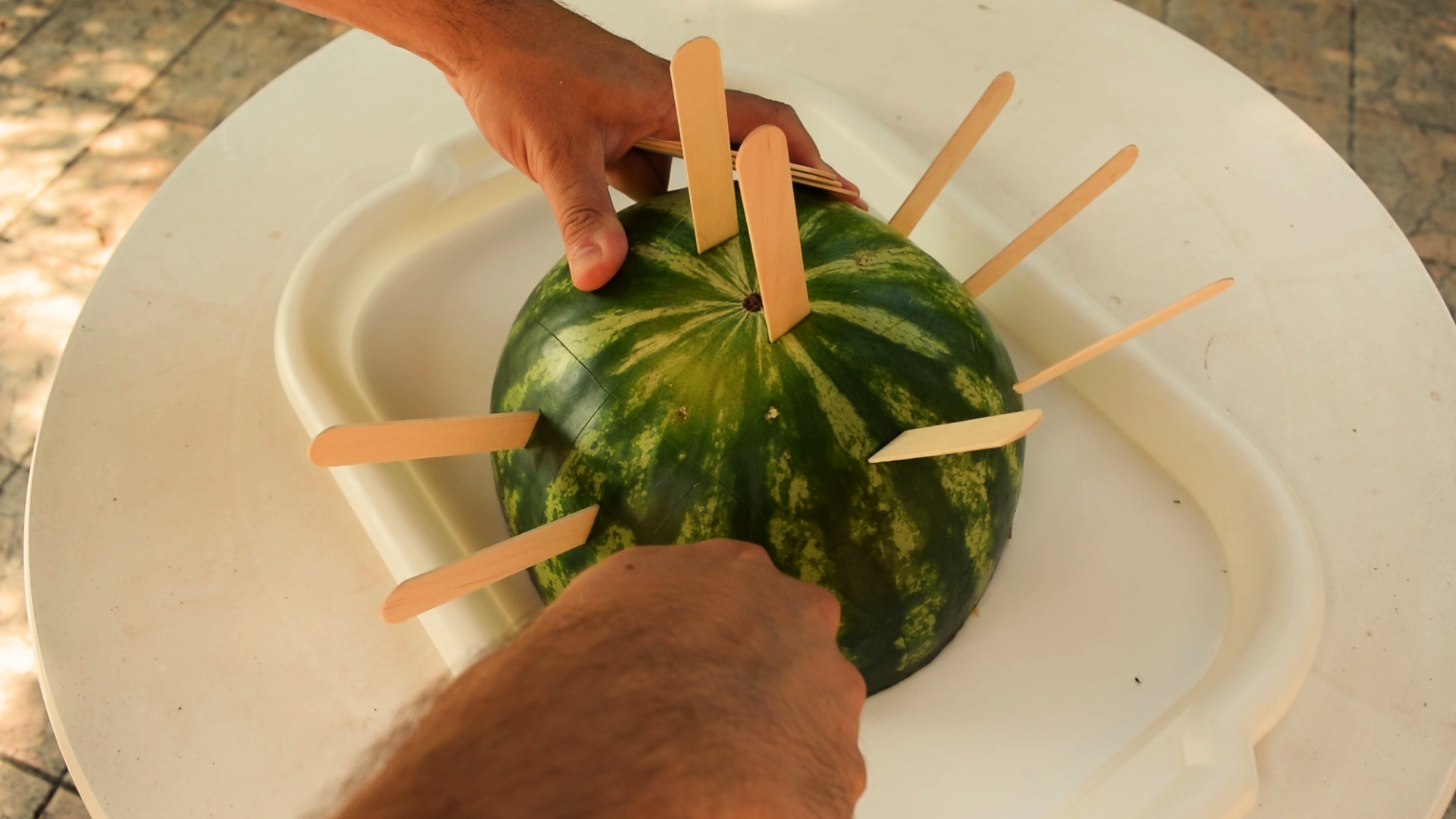 Best way to serve a watermelon_freeze12.bmp