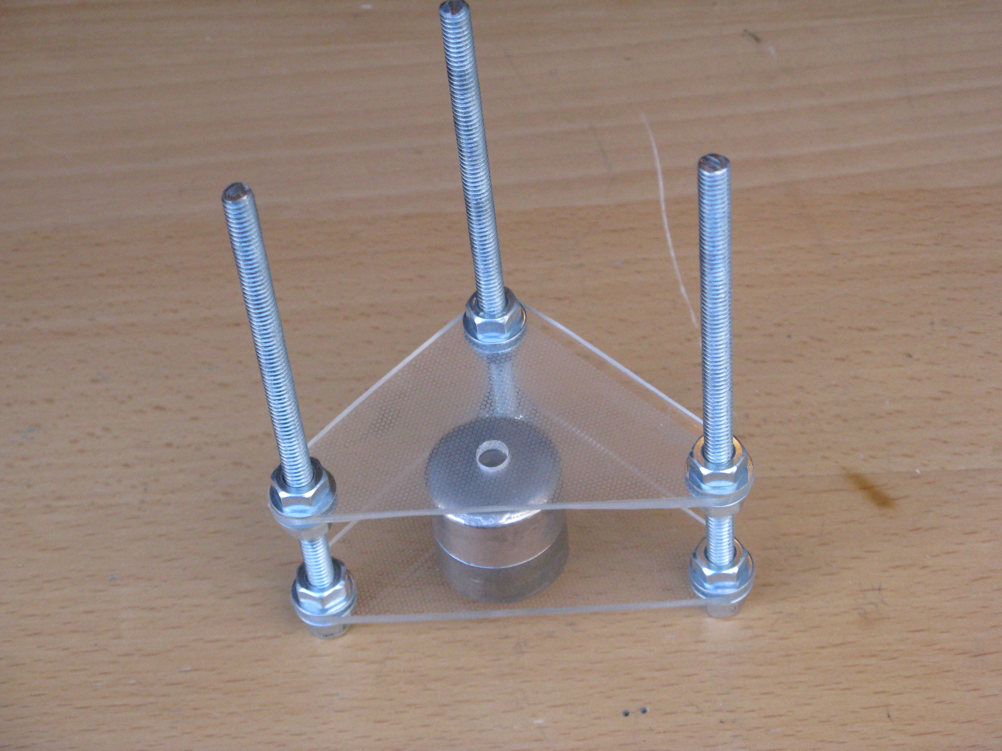 Bismuth Levitator 12d.JPG