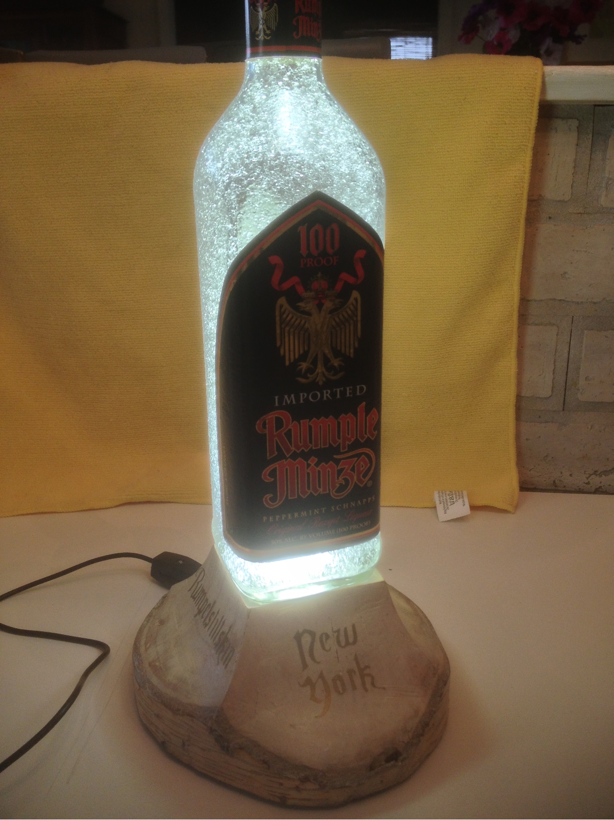 Bottle Complete 6 LED white.jpg