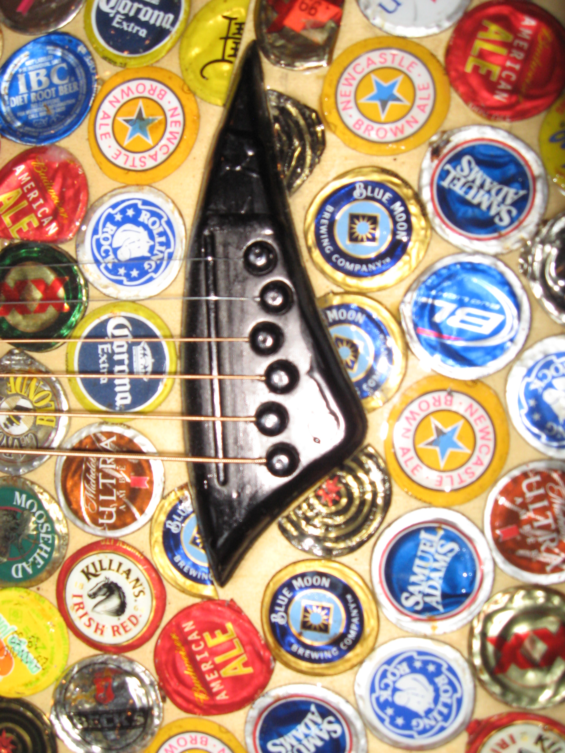 BottlecapGuitar 020.JPG