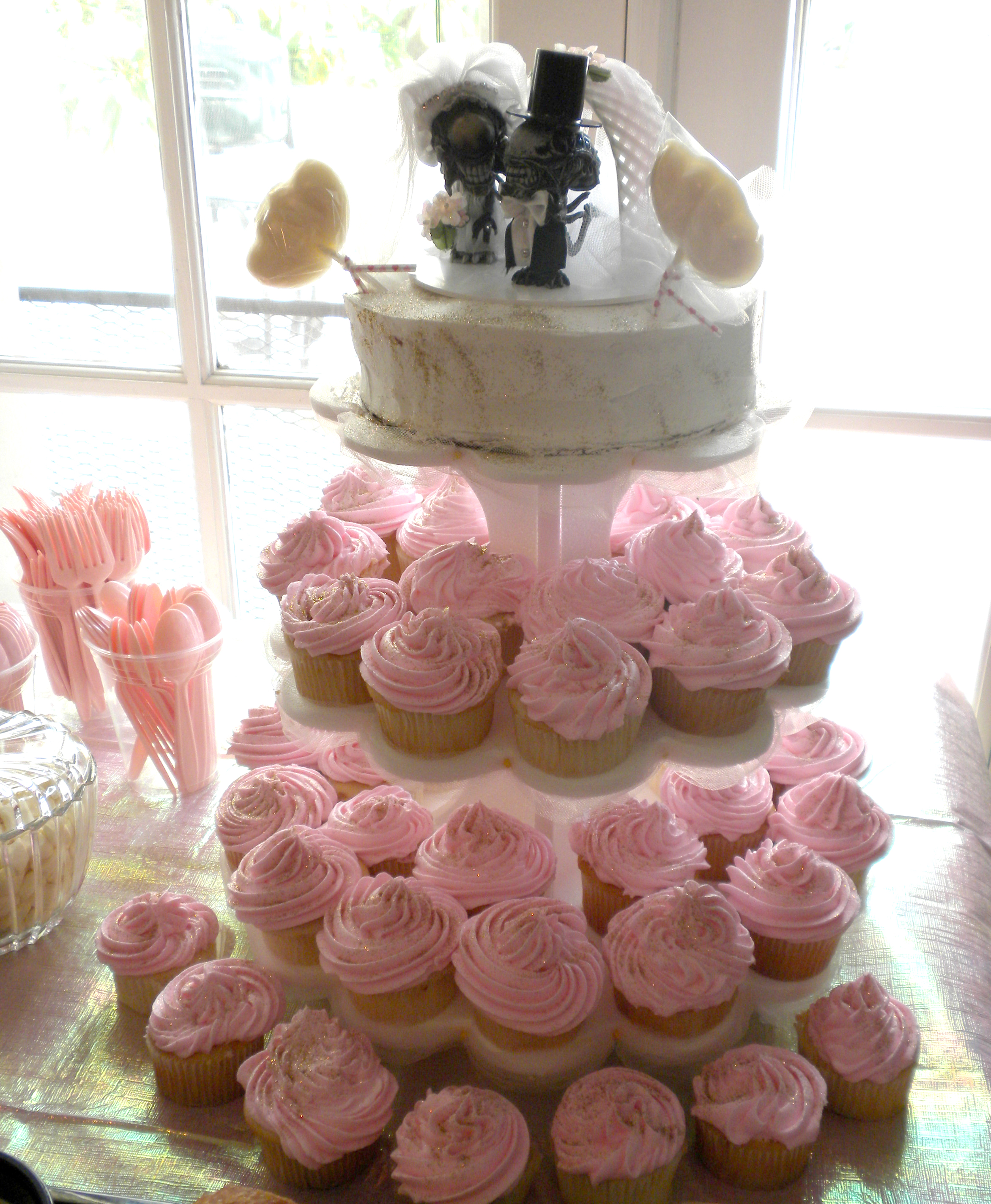 BridalShowerCupcakes.jpg