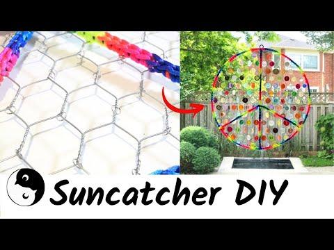 Brighten Your Space: Easy Button &amp; Chicken Wire Suncatcher DIY!