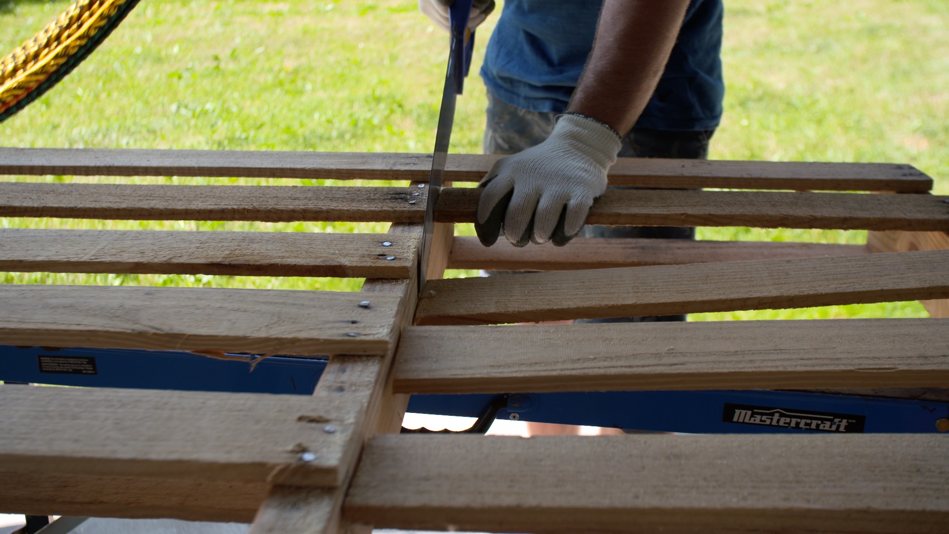 Build a Pallet Bike Rack2.jpg