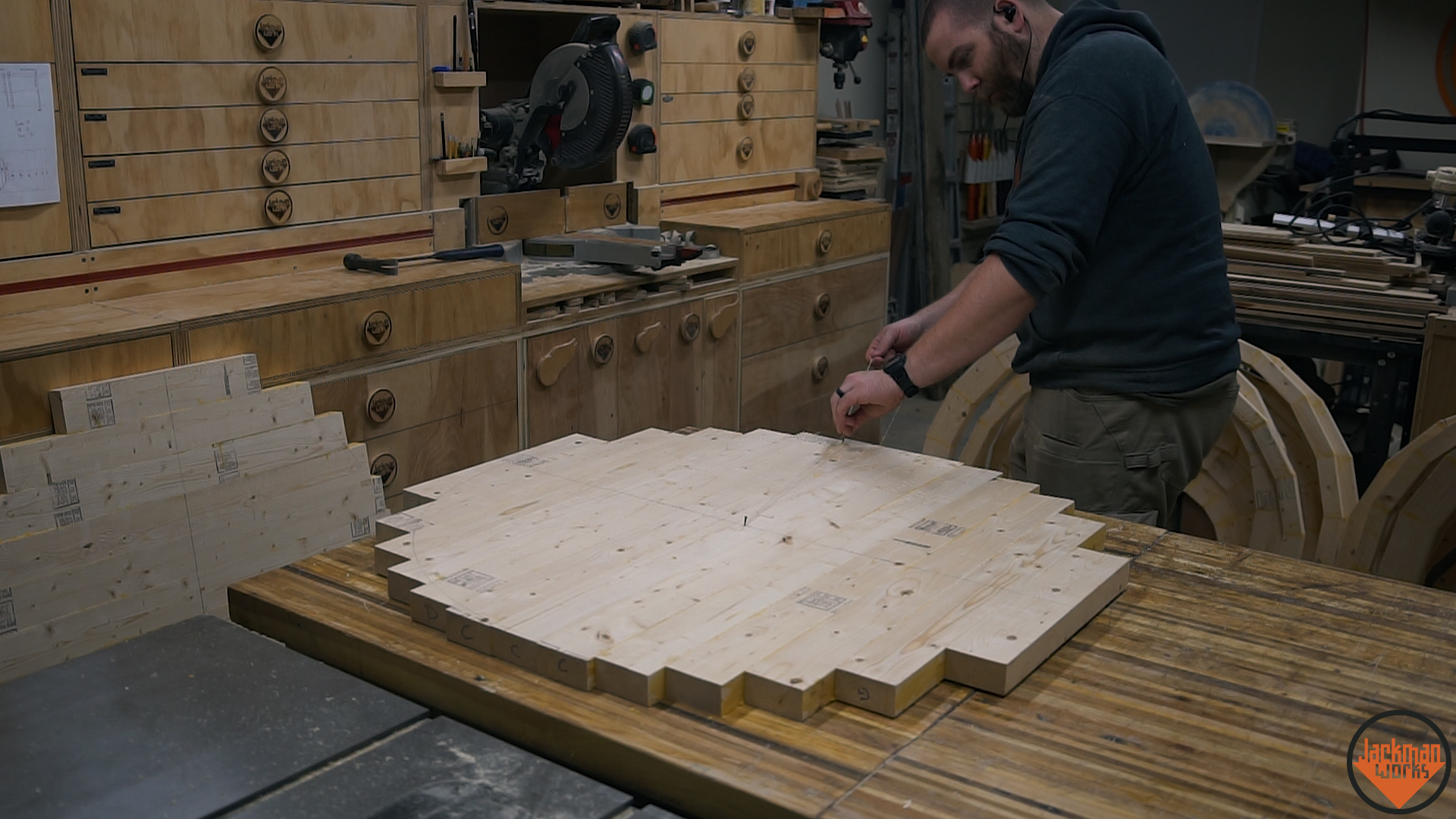 Building a giant baseball chair from 2x4s 12.jpg